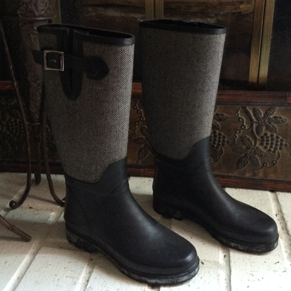 Banana Republic Glasgow Rain boots